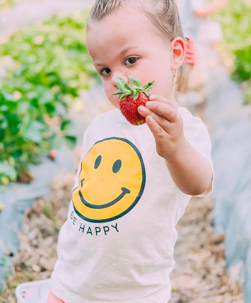 BE HAPPY - YELLOW   BLACK SMILEY FACE - Short Sleeve Child Shirt