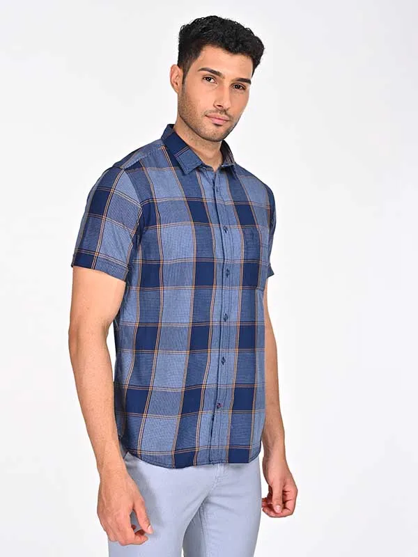 Men Checked Half Sleeve Cotton Shirt